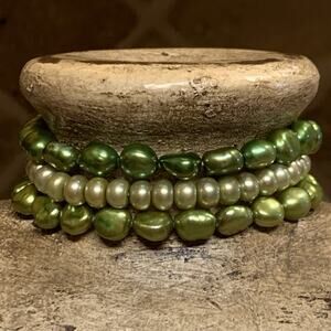 Honora Bracelet Set of Three Green Cultured Freshwater Pearls Stretch